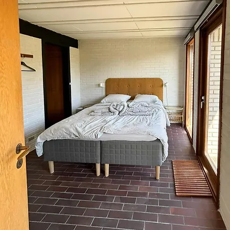 בית נופש Panoramic View To At Sejer Bay